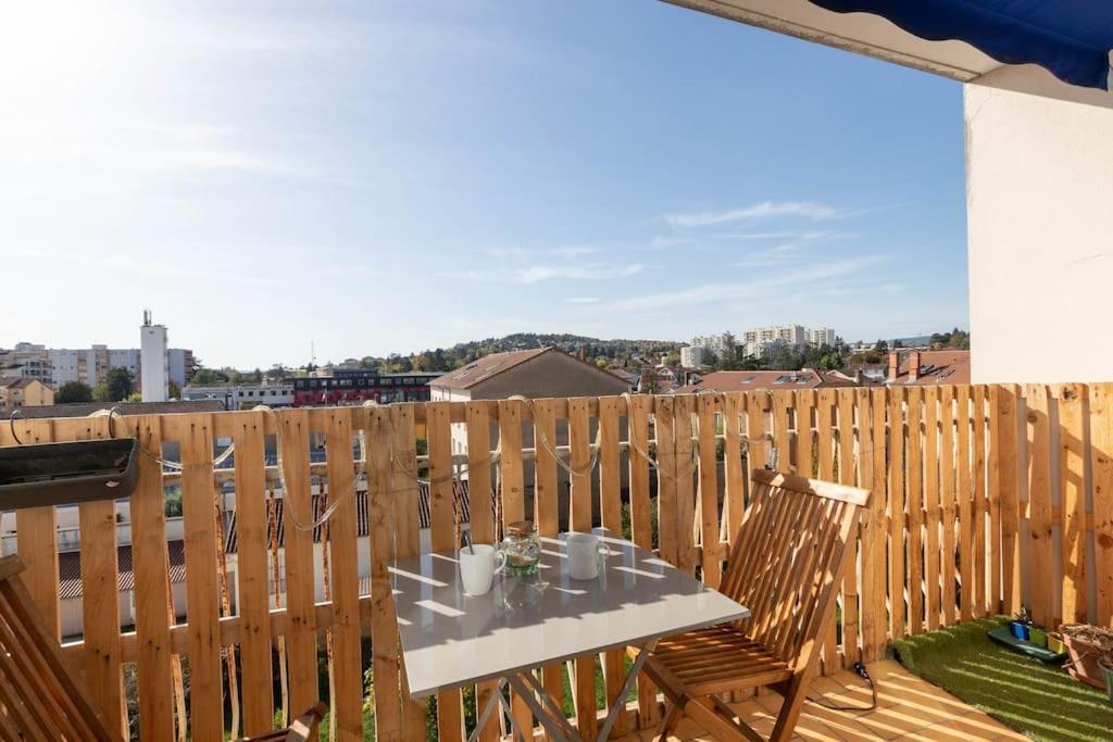 Cabana & Grand Appartement Cosy - Parking & Balcon Villefranche-sur-Saône Extérieur photo